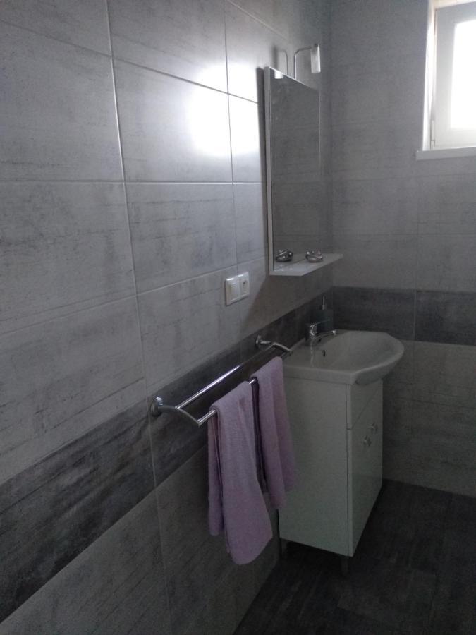 Apartamento con balcón